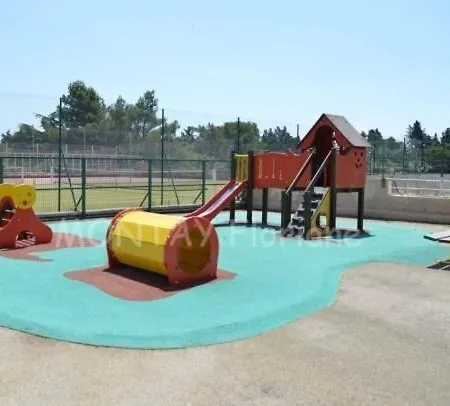 Le Lagon Bleu Piscine Et Tennis Fréjus Exterior photo